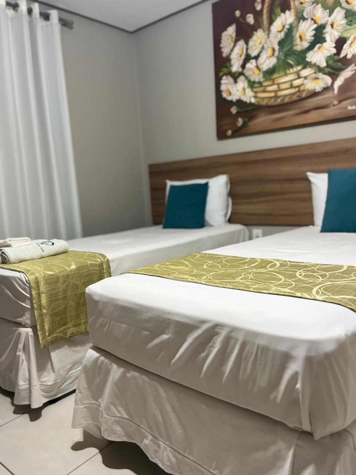 Hotel Cantinho Verde 테세이라 디 프레이타스 객실 사진